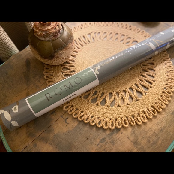 ROMO Luxury Wallpaper Mikado Gray Gold Catkins - Picture 9 of 10